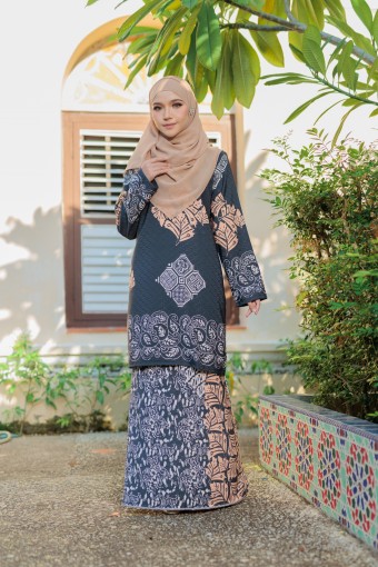 Fiona Bateeq Kurung Moden Dark Teal