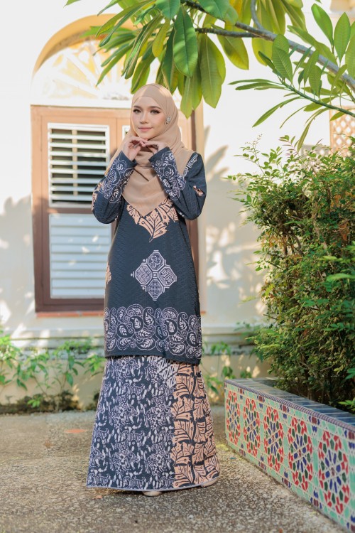 Fiona Bateeq Kurung Moden Dark Teal