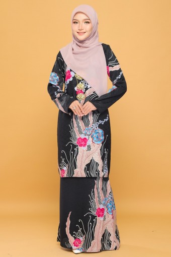 Mawar Batik Kurung Moden Black