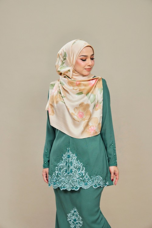 Raina Kurung Sulam Dusty Green