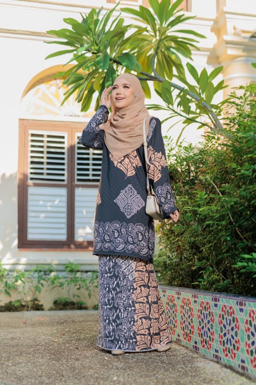 Fiona Bateeq Kurung Moden Dark Teal