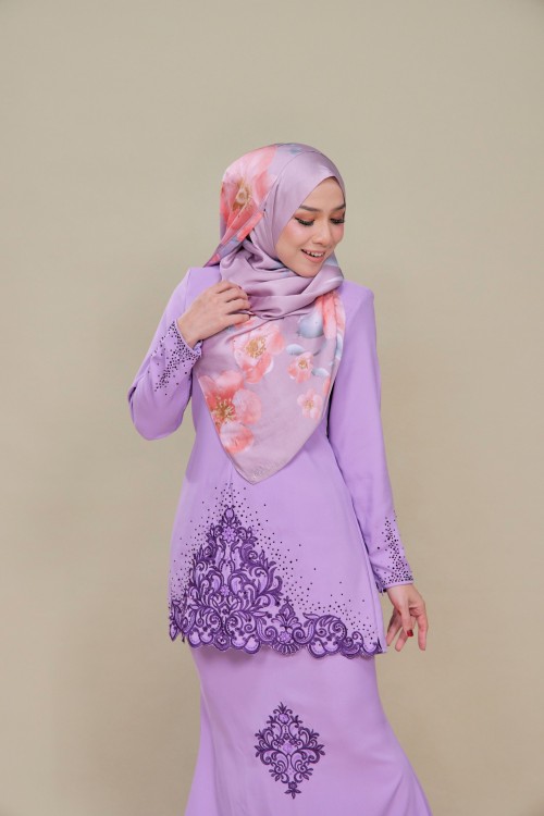 Raina Kurung Sulam Lavender Purple