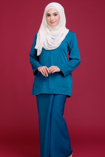 Wan Inang Teal Green