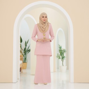 Tiffany Kurung Moden Ironless Soft Pink