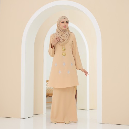 Manees Kurung Moden Beige