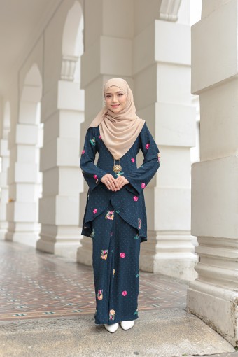 Nayla Kurung Navy Blue