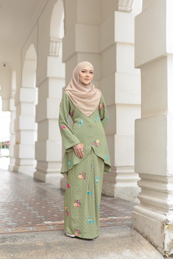 Nayla Kurung Matcha