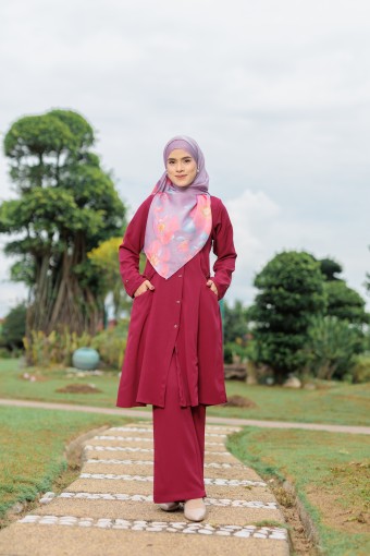 Lesty Suit Maroon