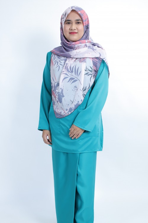 Wan Inang Turquoise