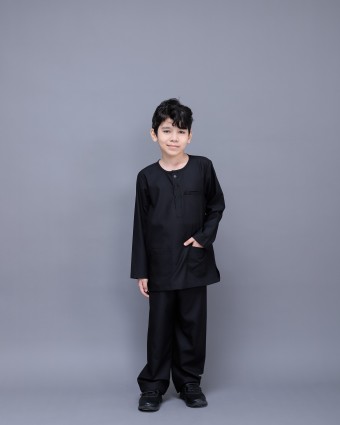 Warith Black