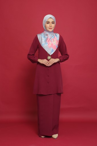 Aeera Kurung Maroon