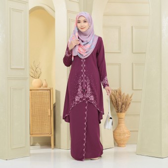 Anum Sulam Kurung Burgundy