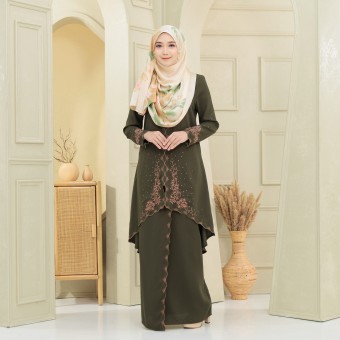 Anum Sulam Kurung Seaweed Green